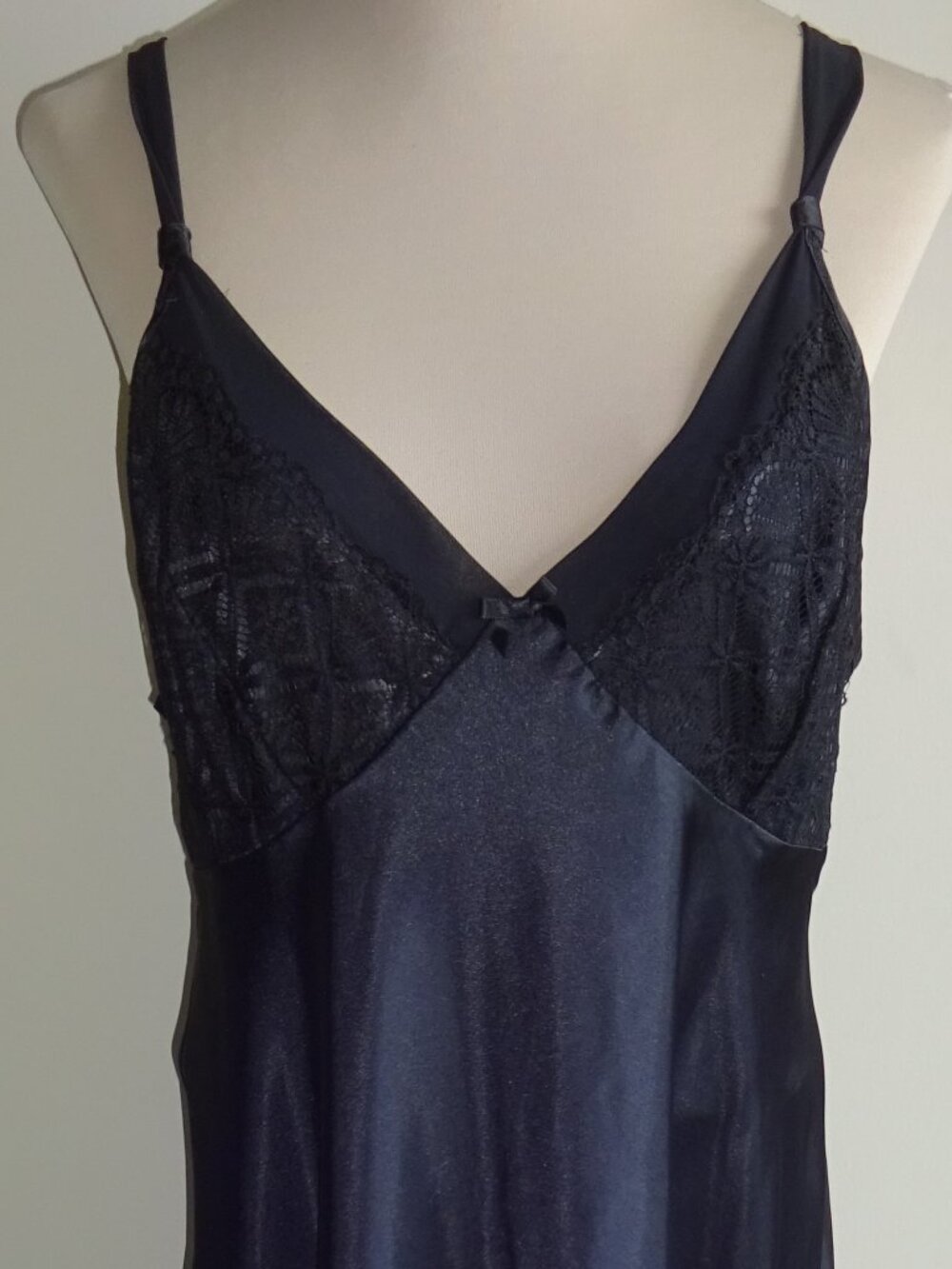Black Satin Gilligan & O'Malley Nightgown L Maxi Gown Lace Y2K